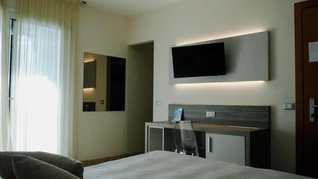 Hotel Kaly 벤티밀리아 외부 사진