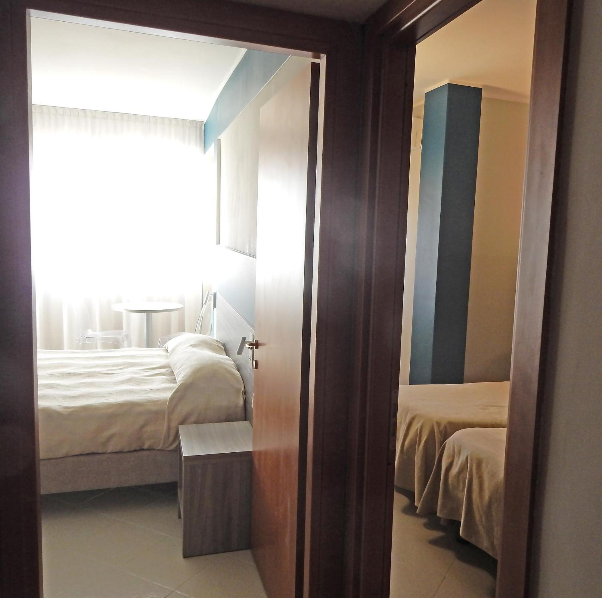 Hotel Kaly 벤티밀리아 외부 사진