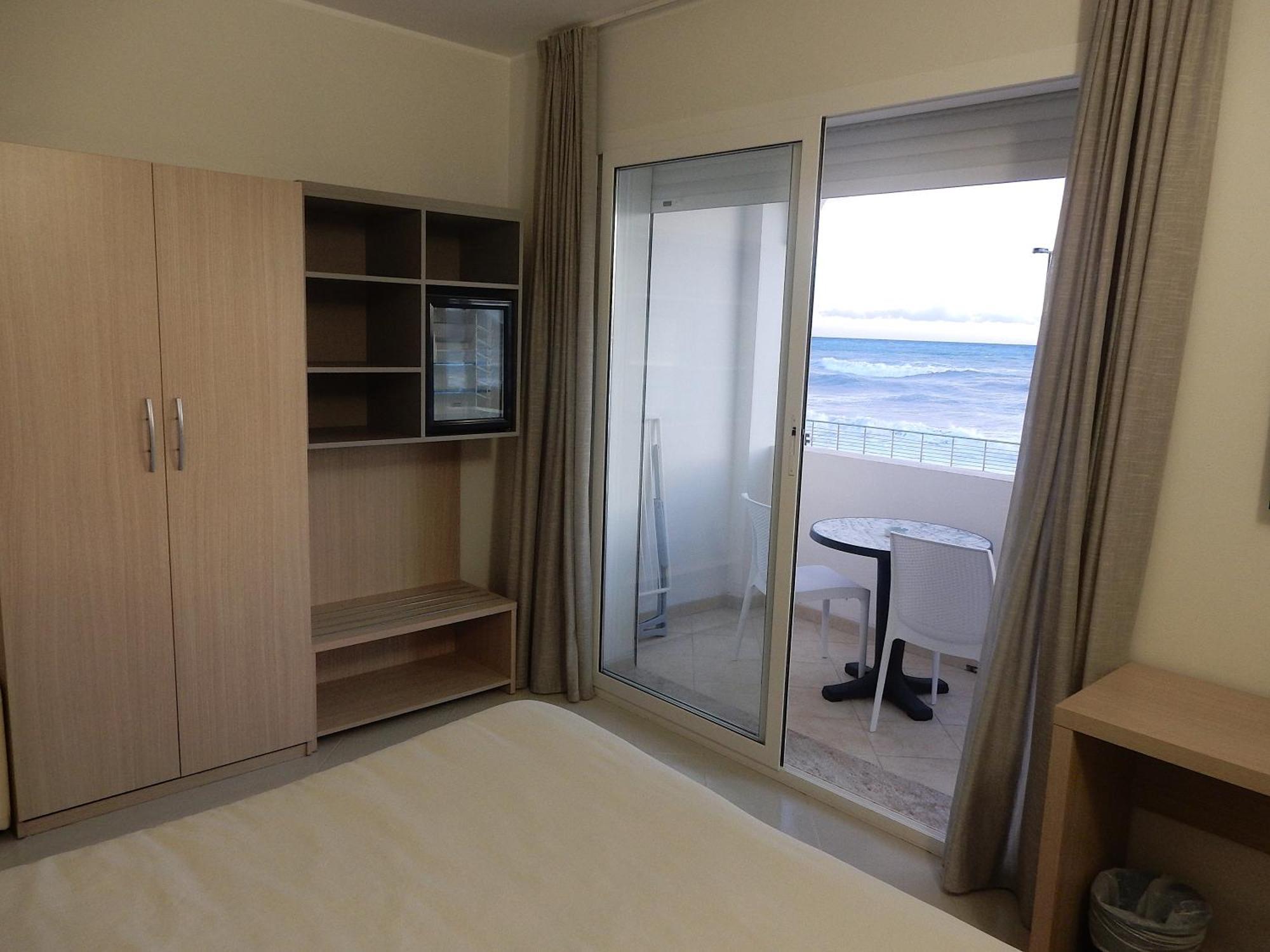 Hotel Kaly 벤티밀리아 외부 사진
